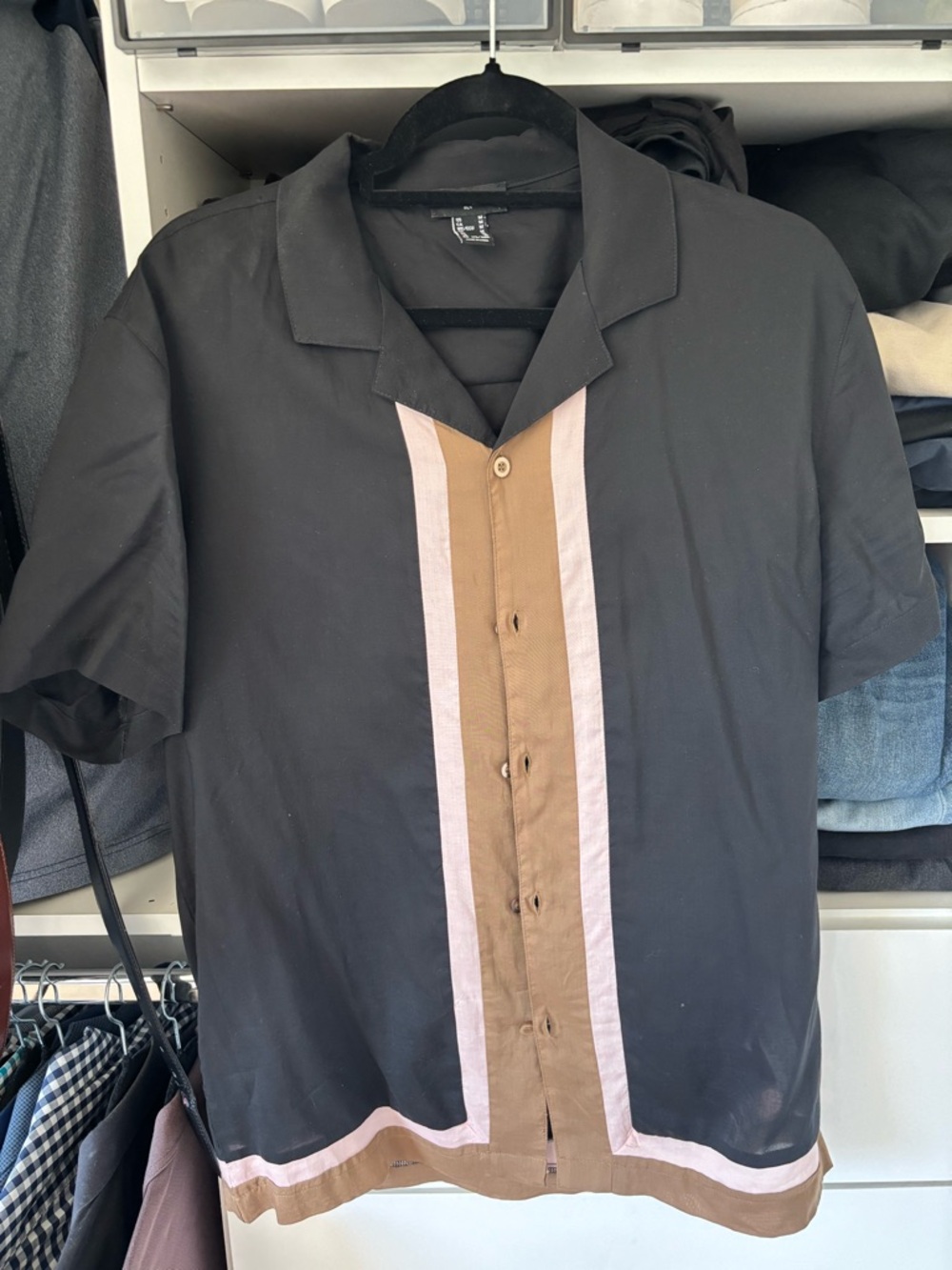 Forever 21 Black Short-Sleeve Button-Down Shirt with Brown & Pink Trim